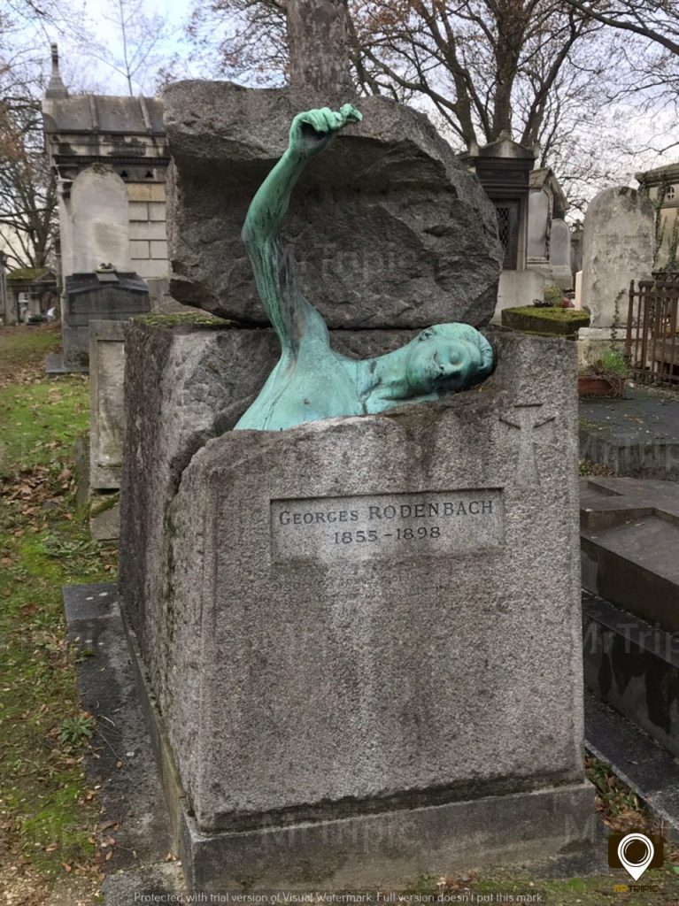 مقبره و مجسمه عجیب قبر ژرژ رودنباخ